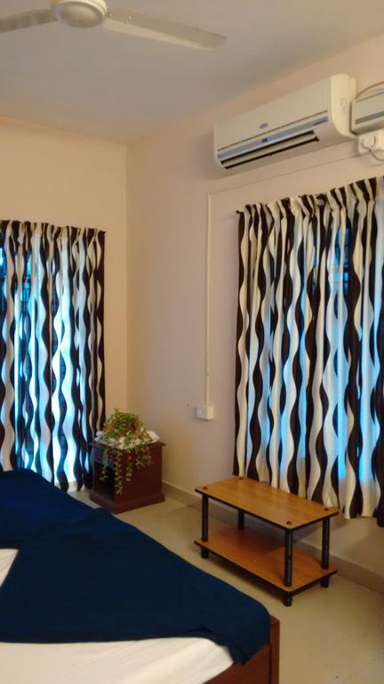 Indeevaram Apartments Kovalam Esterno foto